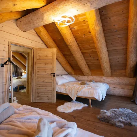 Amia * Vel'ka Lomnica